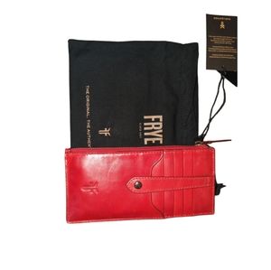 Red snap card wallet